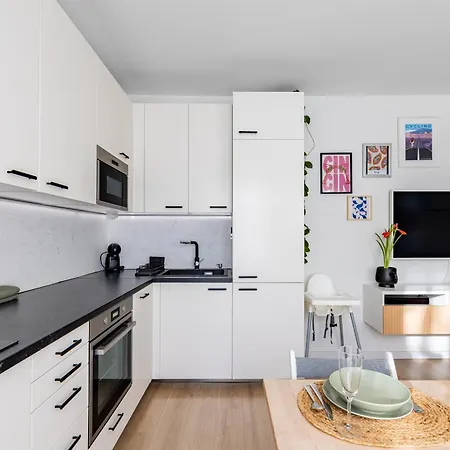 Comfort Retreat With Balcony Apartment Bratislava